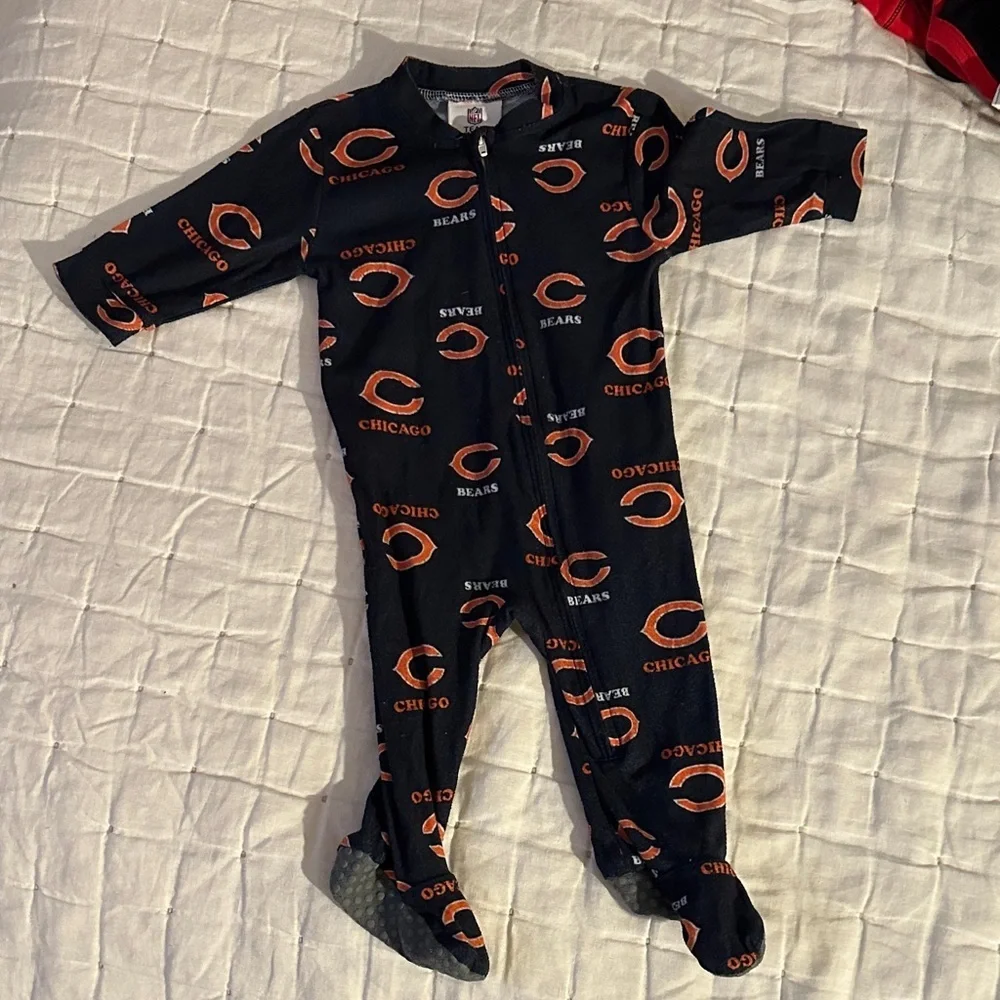 14 piece Chicago team jerseys baby clothes (046)